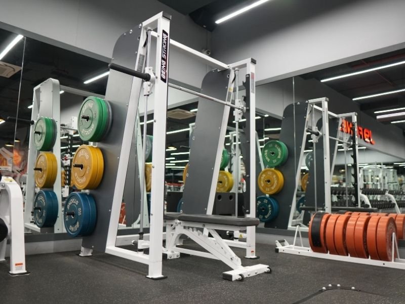 WEIGHT TRAINING AREA